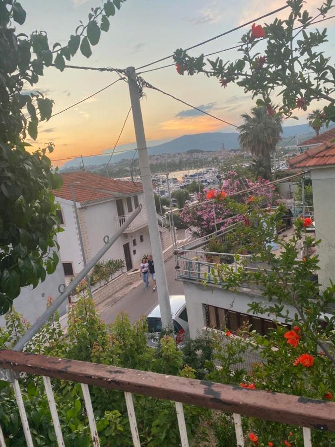 Appartamento Domuskova Podstrana Esterno foto