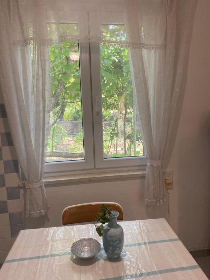 Appartamento Domuskova Podstrana Esterno foto
