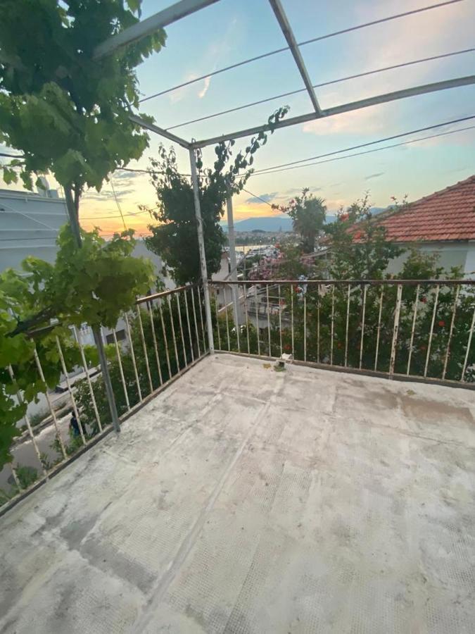 Appartamento Domuskova Podstrana Esterno foto